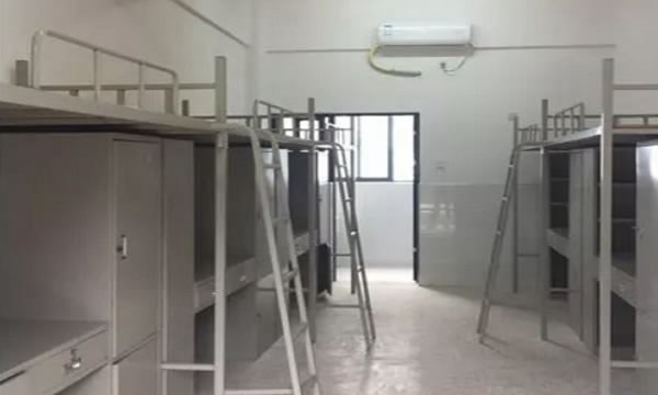 华安职业技术学校教学楼
