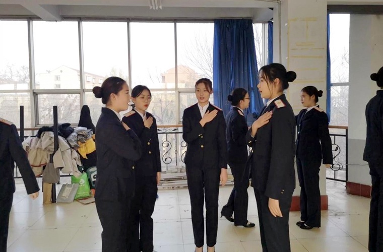 施秉县中等职业技术学校 施秉县中等职业技术学校