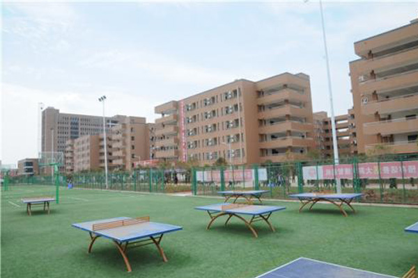 资阳职业学校 资阳职业学校