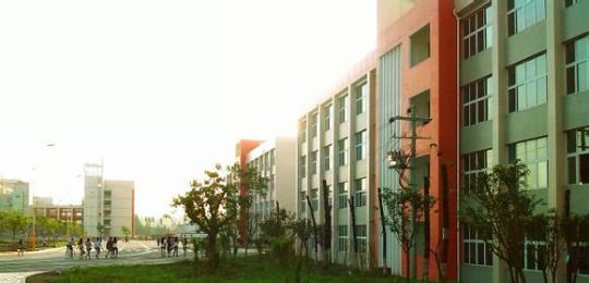内江市机电学校