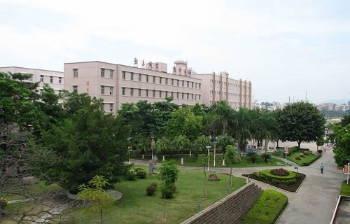 福建化工学校