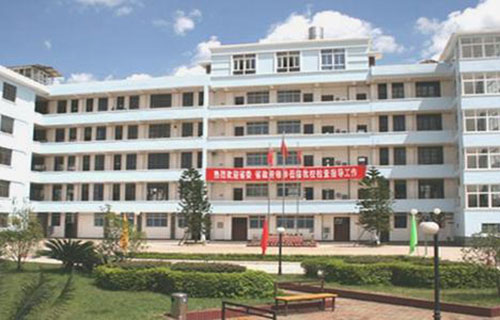 玉溪卫生学校