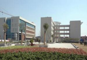 盐城市高级职业学校