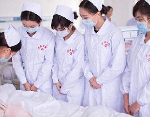 男生读护理专业好就业吗?