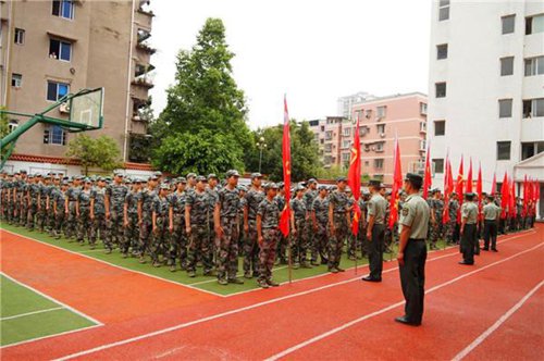 广安市育才学校是公办还是民办?