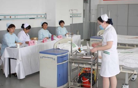 成都3+2护理专业介绍及招生简章 成都3+2护理专业介绍及招生简章