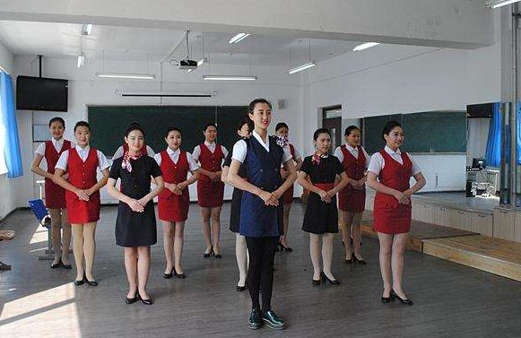 成都高铁专业学校