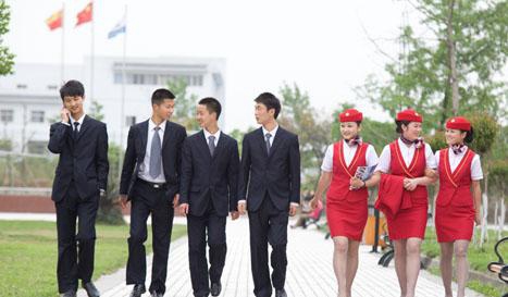 初中毕业选择航空学校需具备哪些条件 初中毕业选择航空学校需具备哪些条件
