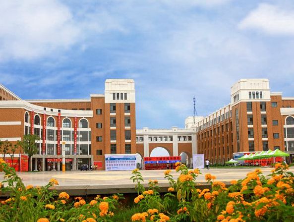 初中毕业生怎么报考3加2学校 初中毕业生怎么报考3加2学校