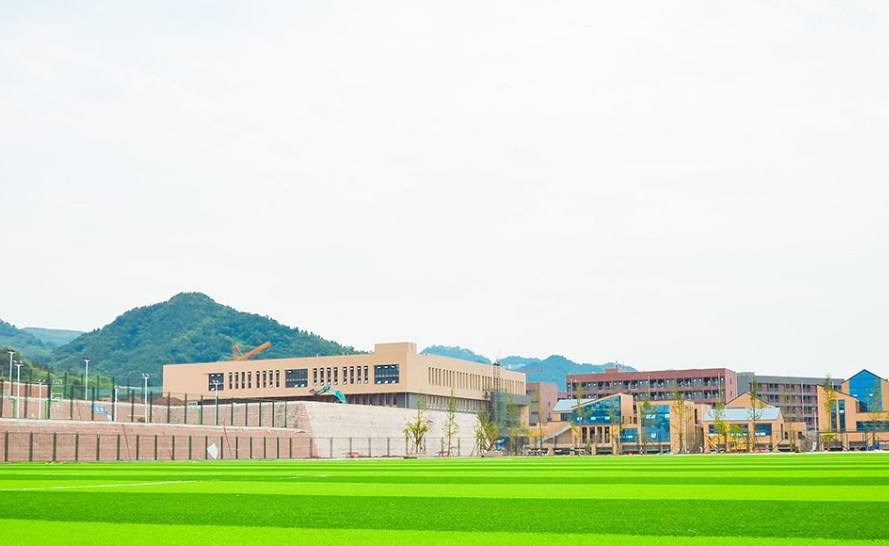 中考300左右能上什么学校 中考300左右能上什么学校