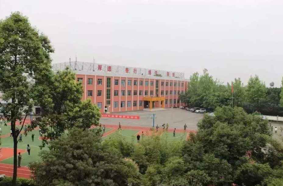 成都华夏旅游商务学校怎么样 成都华夏旅游商务学校怎么样