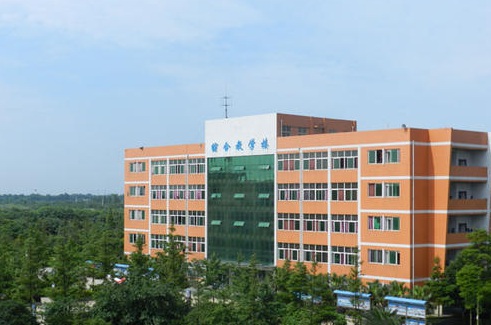 读五年的大专的学校都有些什么 读五年的大专的学校都有些什么