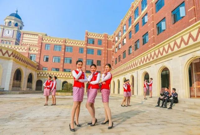 成都空乘专业学校有哪些 成都空乘专业学校有哪些