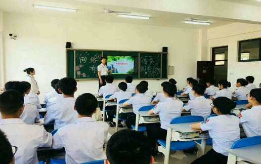 天府新区航空旅游职业学校上课 天府新区航空旅游职业学校上课