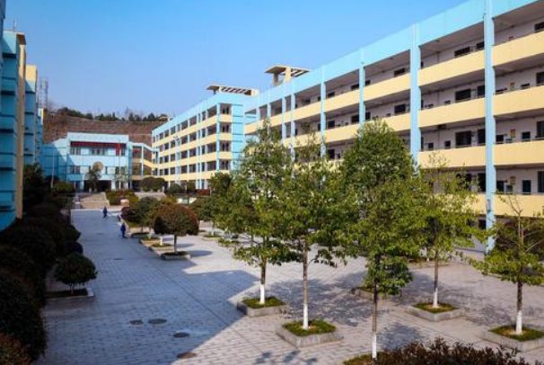 成都读什么职业学校好 成都读什么职业学校好