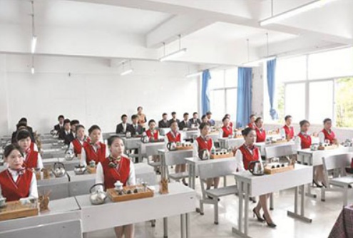 天府新区航空职业学校学费收费标准 天府新区航空职业学校学费收费标准