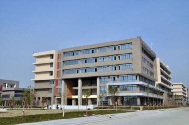 四川成都铁路技工学校学费多少 四川成都铁路技工学校学费多少