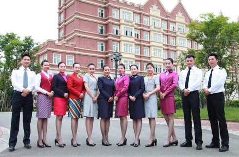 西南航空专修学院学费是多少 西南航空专修学院学费是多少