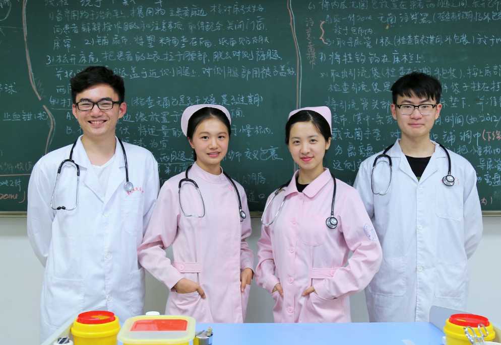 男生到成都护士学校学护理好吗 男生到成都护士学校学护理好吗
