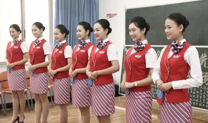 成都市航空乘务学校有哪些专业好 成都市航空乘务学校有哪些专业好