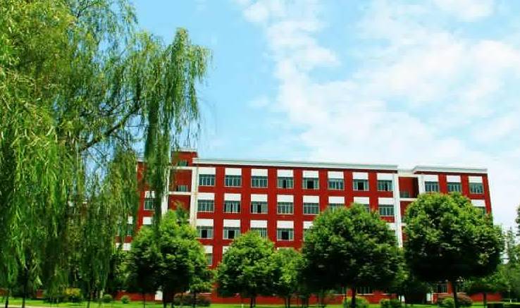 成都市中专学校哪所比较好 成都市中专学校哪所比较好