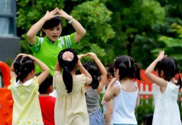 成都市哪个职业学校开设有幼师专业呢 成都市哪个职业学校开设有幼师专业呢
