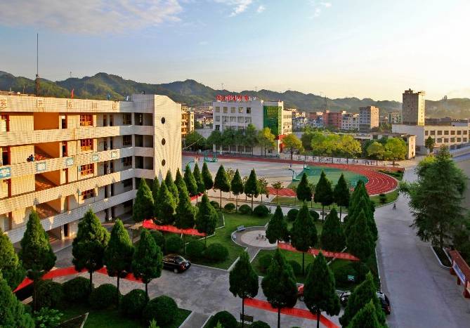 成都哪家职业学校最好 成都哪家职业学校最好
