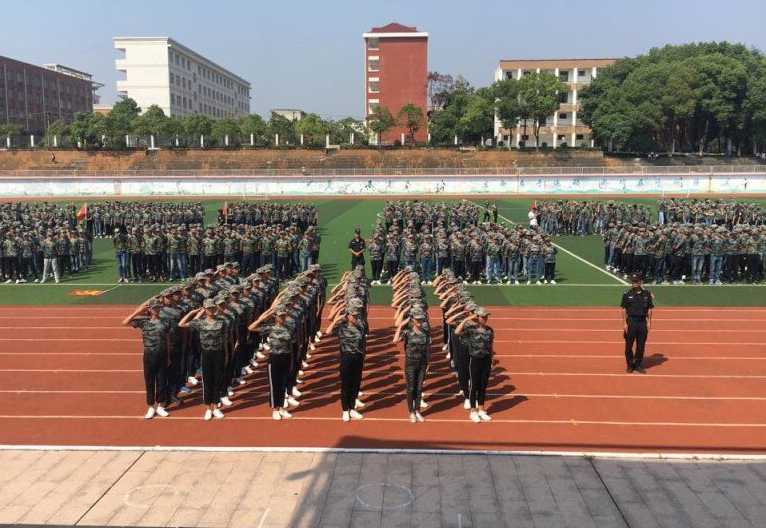 初中毕业学什么技术比较好 初中毕业学什么技术比较好