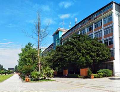 四川成都职业学校1.png