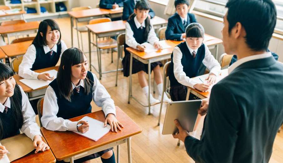 初中毕业的女生适合学什么专业 初中毕业的女生适合学什么专业