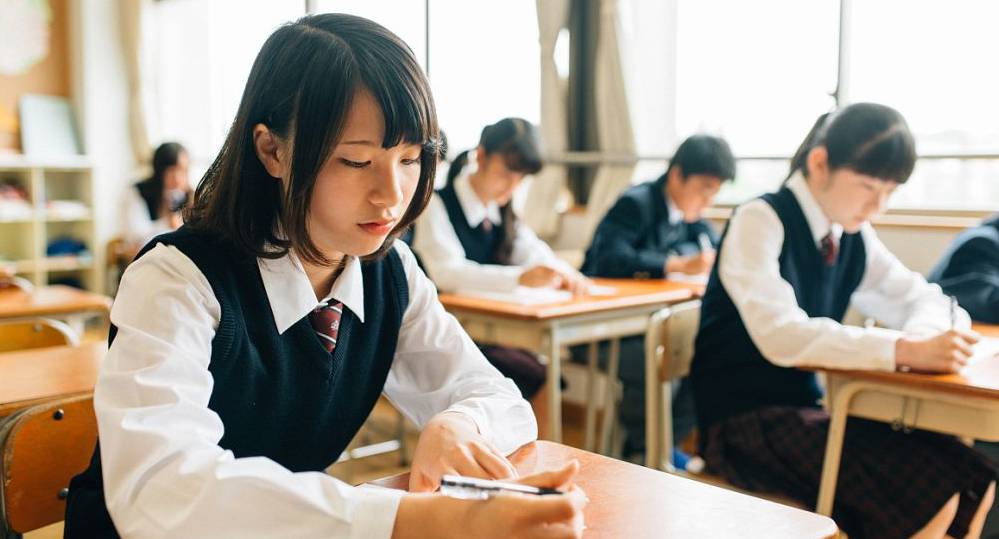 初中毕业的女生适合学什么专业 初中毕业的女生适合学什么专业