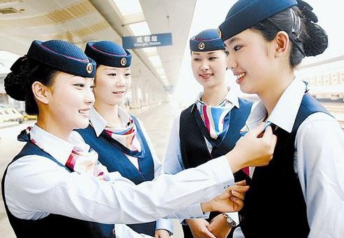 初中生毕业能上的高铁学校