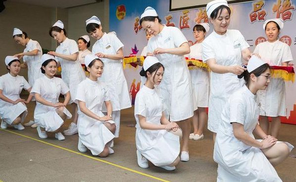 成都读卫校哪个学校好