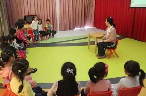成都幼师学院