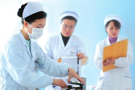 成都排名前十护士学校