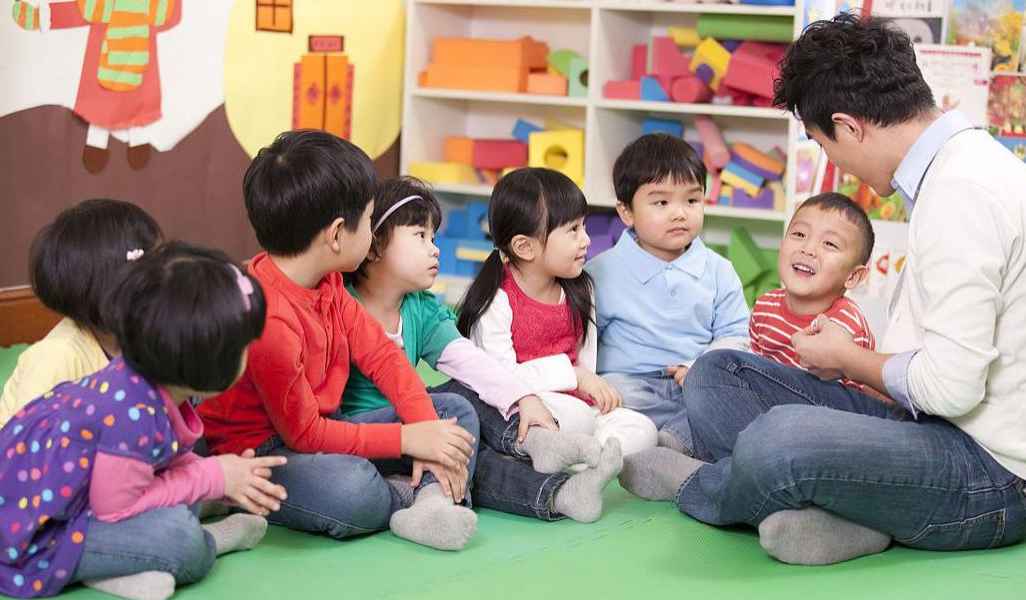 成都学幼师专业的有那些学校
