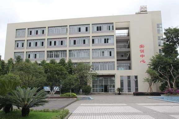 成都有些什么职高学校