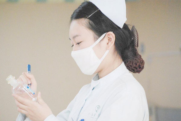 成都成医附院护士 成都成医附院护士