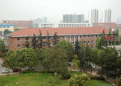 初中毕业后的另一条赛道:为什么说绿春县民族职业高级中学值得考虑