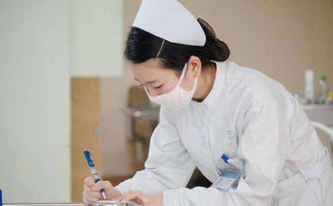 重庆护士学校费用要多少钱 重庆护士学校费用要多少钱