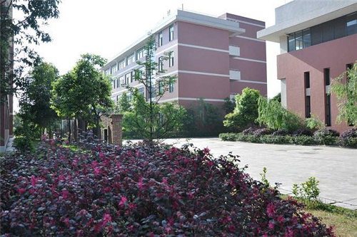 重庆工艺美术职业高级中学的报名要求 重庆工艺美术职业高级中学的报名要求