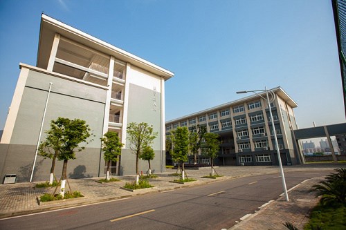 重庆城市建设技工学校联系电话 重庆城市建设技工学校联系电话