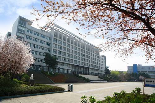 报考重庆三峡医药高等专科学校要满足哪些条件 报考重庆三峡医药高等专科学校要满足哪些条件