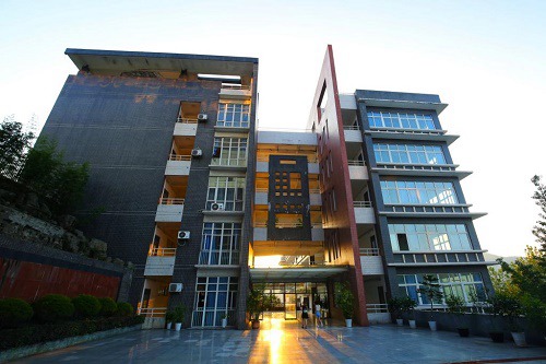 重庆医药高等专科学校招生办电话是多少 重庆医药高等专科学校招生办电话是多少