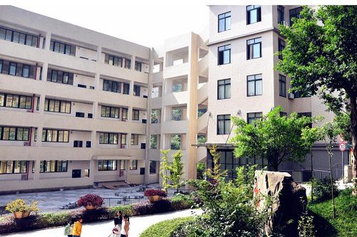 重庆市轻工业学校五年制大专学校乘车路线 重庆市轻工业学校五年制大专学校乘车路线