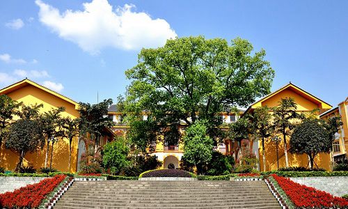 重庆工商学校五年制大专学校的报名条件 重庆工商学校五年制大专学校的报名条件