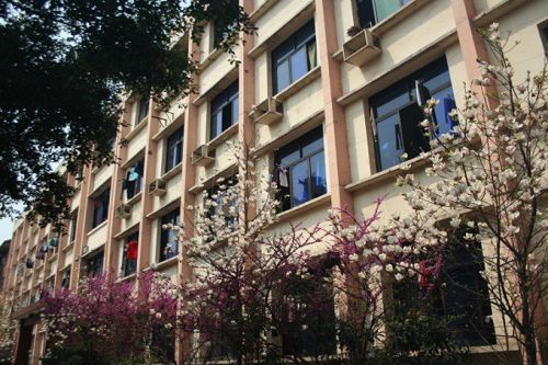 重庆市永川职业教育中心五年制大专的招生要求 重庆市永川职业教育中心五年制大专的招生要求