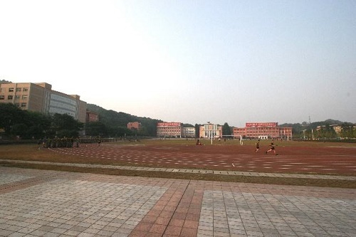 重庆市风景园林技工学校五年制大专学校招生要求 重庆市风景园林技工学校五年制大专学校招生要求
