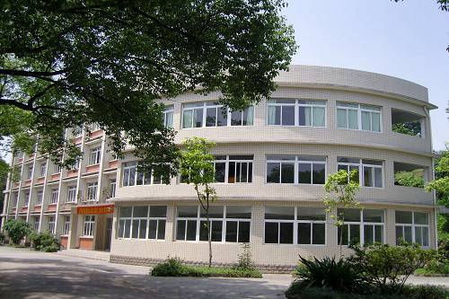 重庆青年职业技术学院五年制大专宿舍条件如何 重庆青年职业技术学院五年制大专宿舍条件如何
