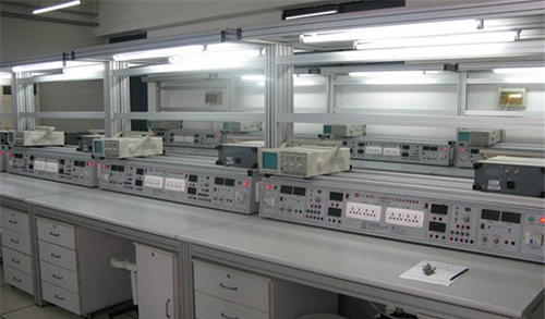 凯里市第一中等职业学校机电部电子电工实训台